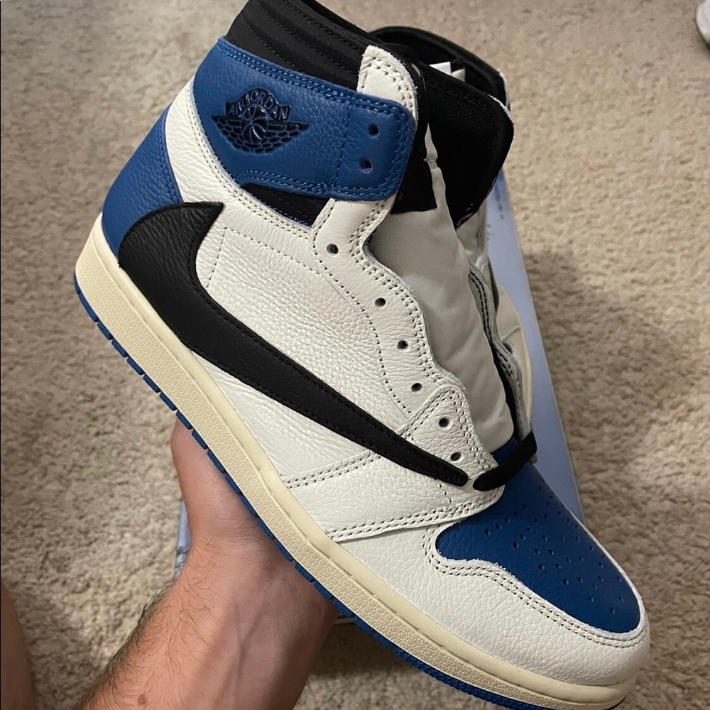 Travis Scott x Fragment x Air Jordan 1 High